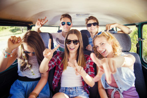 On entend par séjour linguistique de courte durée tout séjour à l’étranger, d’une durée allant généralement de une à 4 semaines, mais pouvant aller dans certains cas jusqu’à 10 à 12 semaines, principalement axé sur l’apprentissage d’une langue étrangère par le biais de cours et/ou d’une immersion dans le pays.